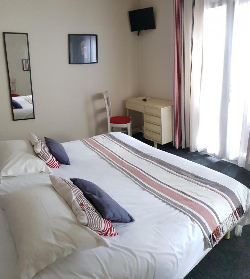 Hotel Pyrenees Atlantique Saint-Pée-sur-Nivelle Eksteriør billede
