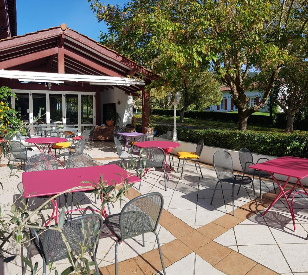Hotel Pyrenees Atlantique Saint-Pée-sur-Nivelle Eksteriør billede